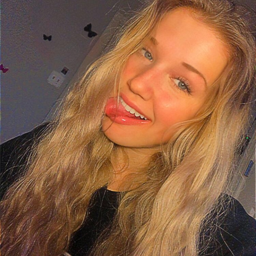 Meet your Posher, Maria